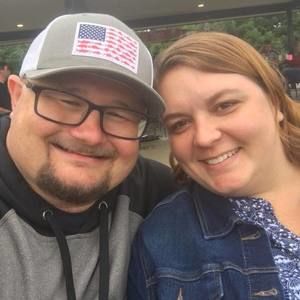 Meet your Posher, Elisha